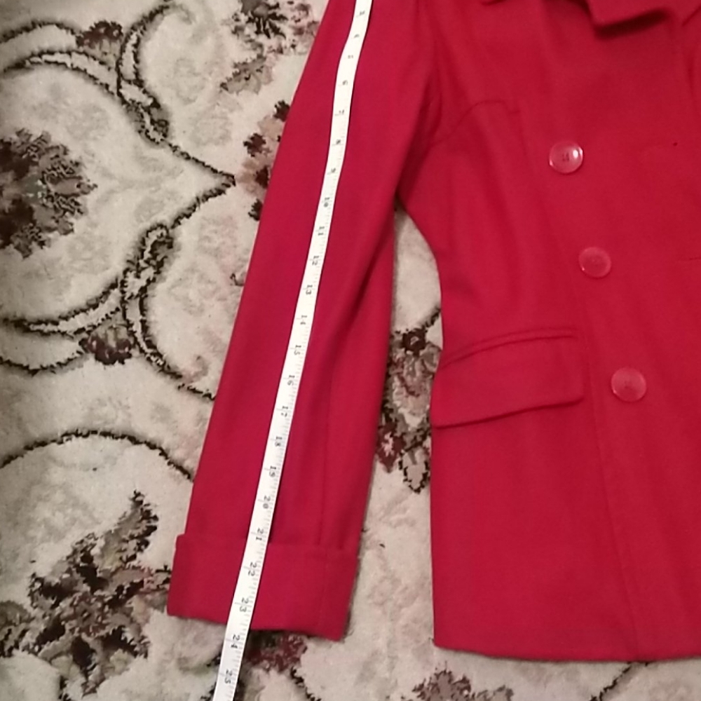 Beautiful Red Peacoat - Picture 11 of 11